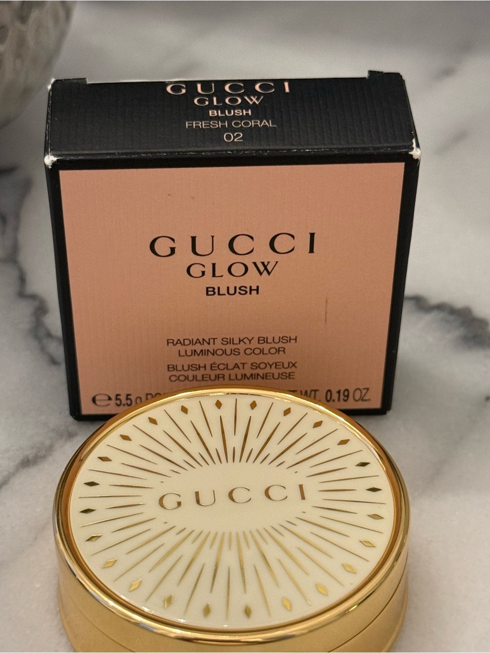 Gucci
Glow Dewy Powder Blush in 02 Fresh Coral - Picture 5 of 5